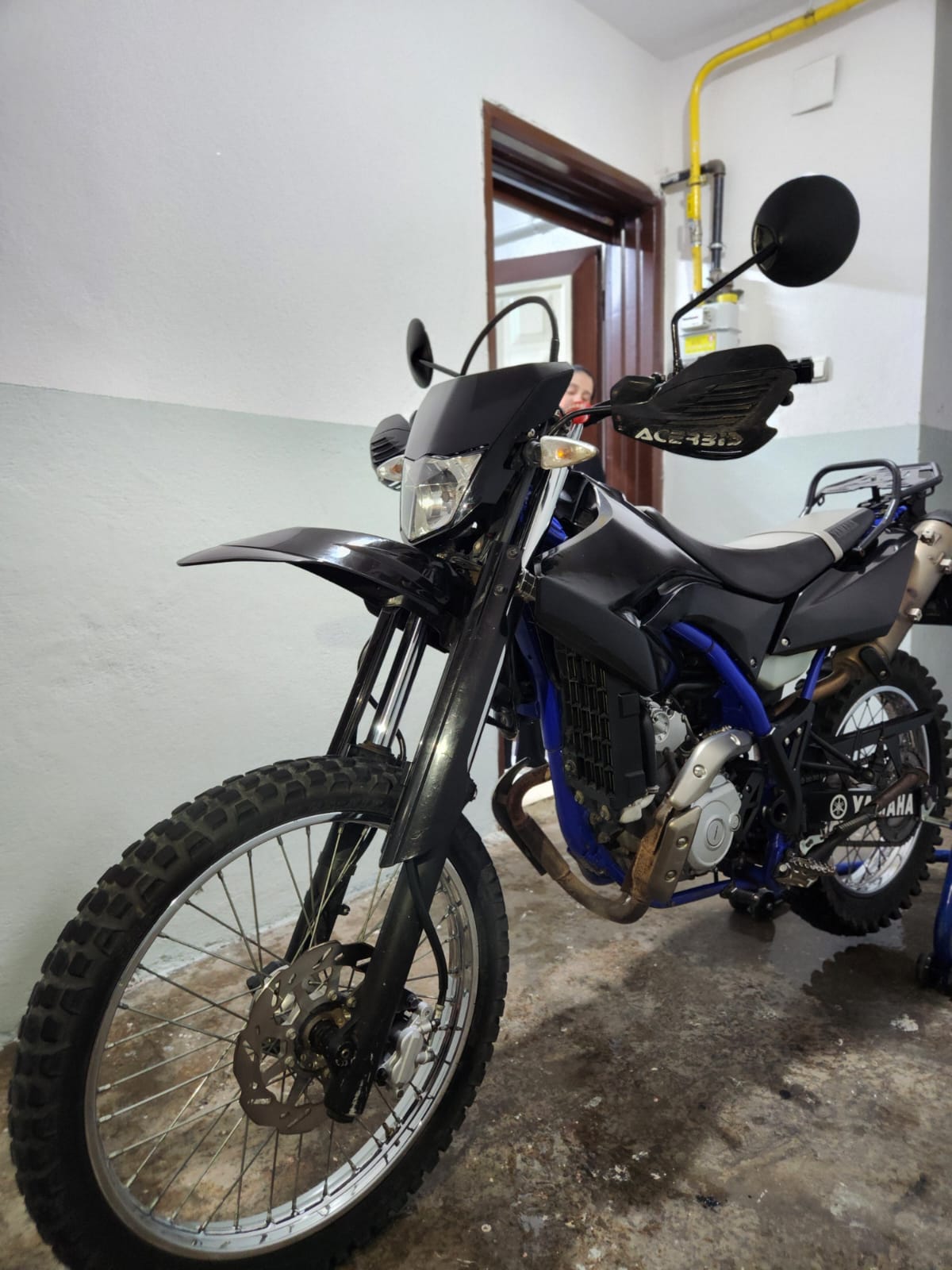 Motor Resmi